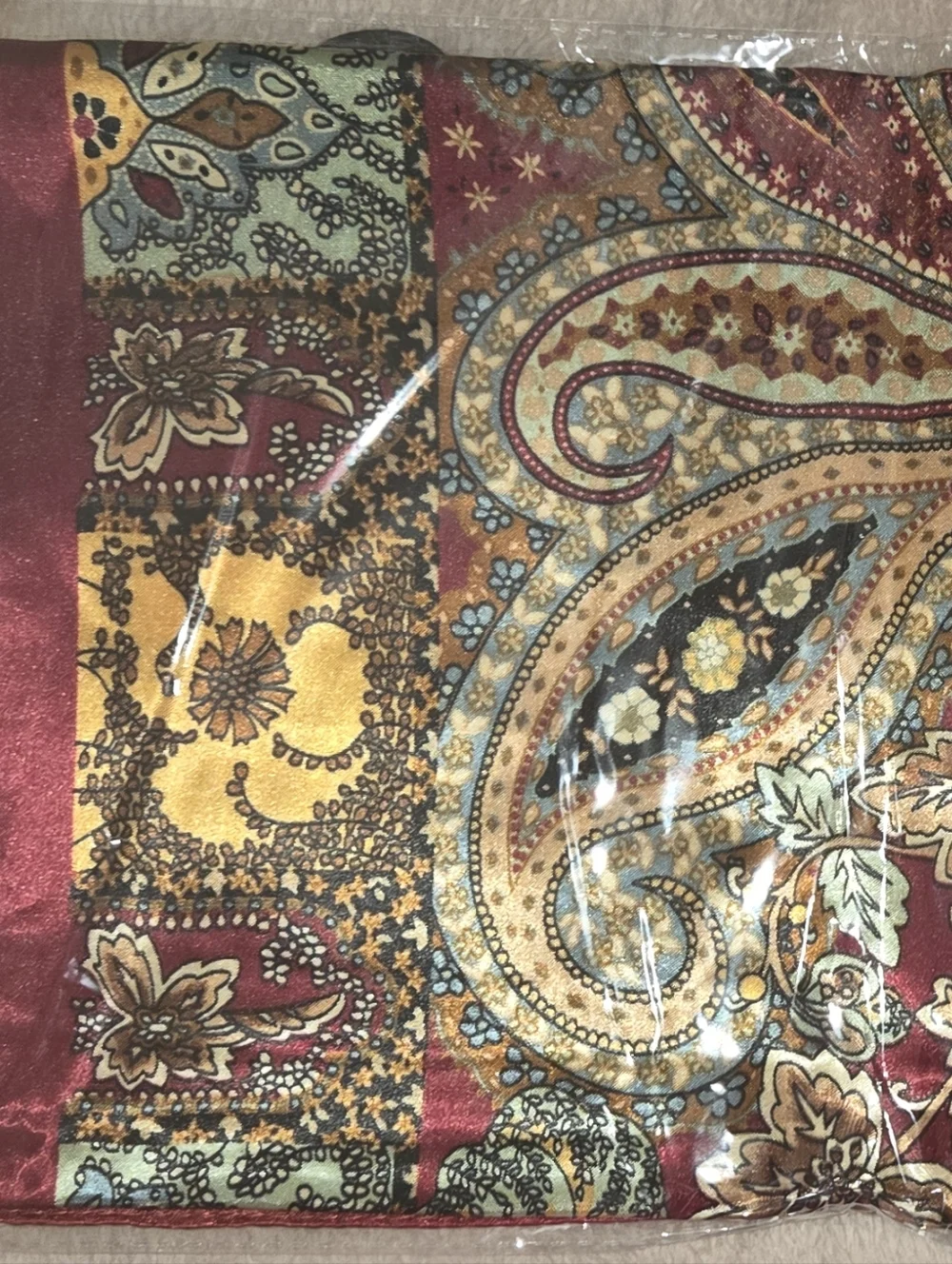 Silk-Feel Red Paisley Print Scarf - Picture 3 of 4